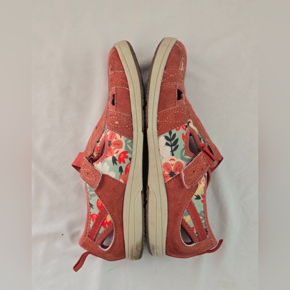 Earth Origins Suede Fisherman Sandals Effie Salmon Flower Size 10M - Picture 8 of 10